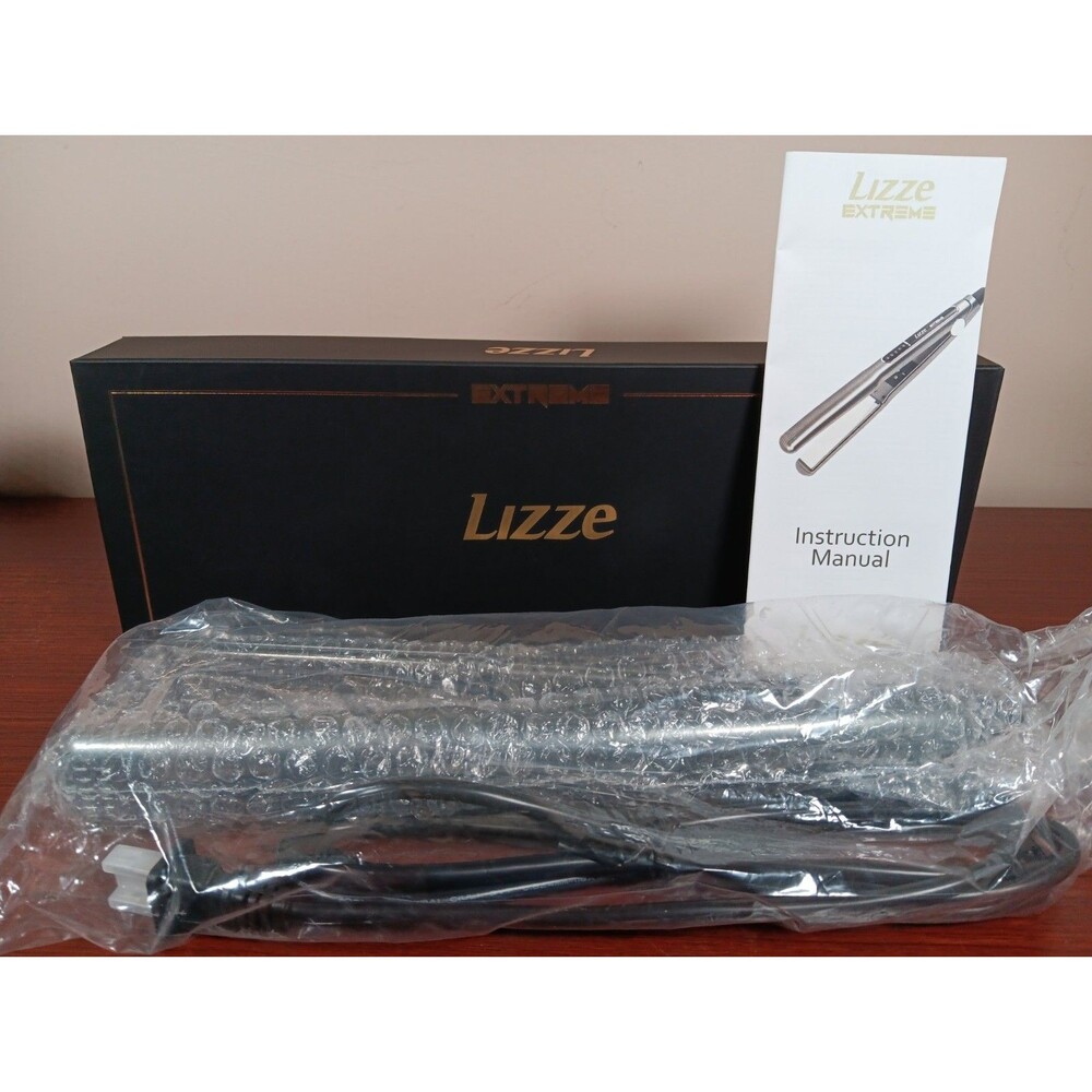 NIB Lizze Extreme Professional Hair Straightener Titanium 480°F 127V